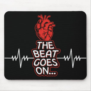 Der Beat wird rot für Herzerkrankungen in Waren Mousepad
