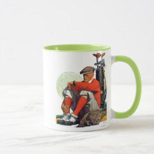 Der behaltene Golfspieler wartete Tasse