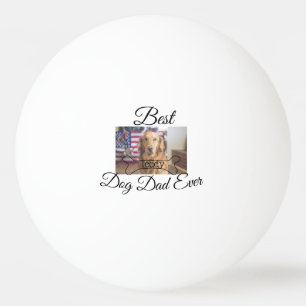 Der beste Hund-Vater fügt je den Namen des Tieres Tischtennisball
