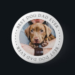Der beste Hund-Vater je Elegantes einfaches, benut Button<br><div class="desc">Dieses einfache und klassische Design besteht aus Serifentypografie und fügt ein benutzerdefiniertes Foto hinzu.</div>