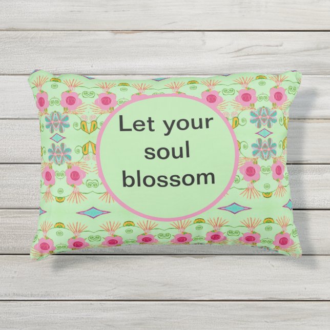 Der bezaubernde eklektische Garten: Diverse Blumen Kissen Für Draußen (Vorderseite)