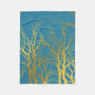 Der blaue Hintergrund der Zweige des Golden Trees Fleecedecke