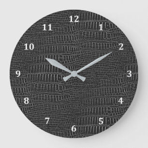Der Blick auf die schwarze realistische Alligatorh Große Wanduhr