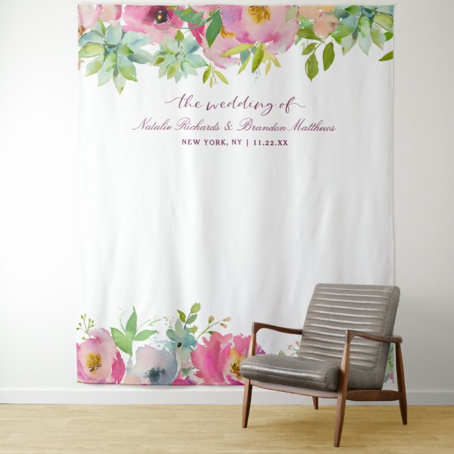 Der blühende Chic Floral Wedding Foto Booth Hinter Wandteppich (Beispiel)
