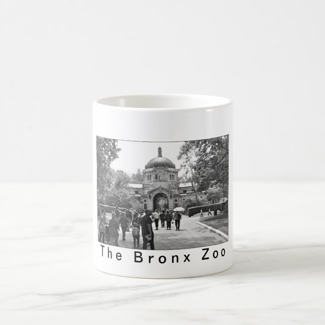 Der bronx-Zoo-Eingang Tasse (Mittel)