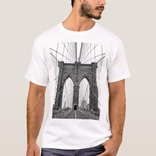 Der Brooklyn-Brücken-Gehweg T-Shirt