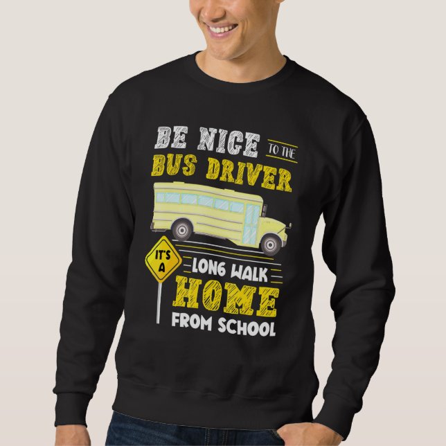 Der Busfahrer hat von der Schule aus einen langen  Sweatshirt (Vorderseite)