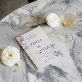 Der Charme der Natur: Minimalistische Blumenhochze Einladung