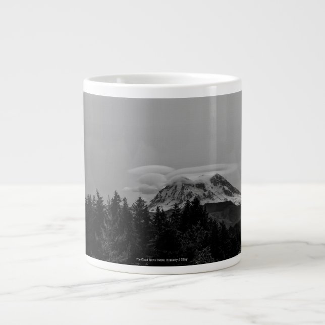 Der Cloud Spirit Jumbo-Tasse (Vorderseite)