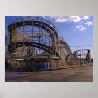 "Der Cyclone in der Hibernation" Poster