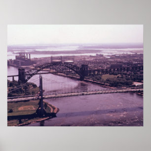 Der East River and Queens, New York Poster