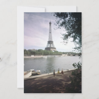 Der Eiffelturm. Paris, circa 1960. Einladung