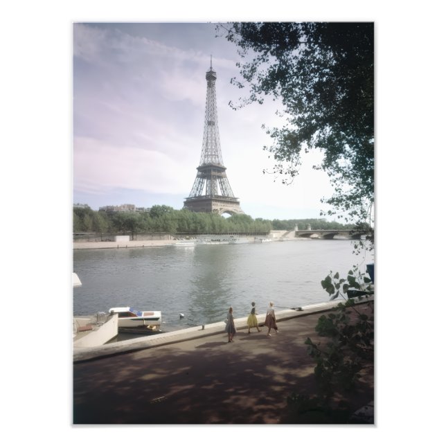Der Eiffelturm. Paris, circa 1960. Fotodruck (Vorne)