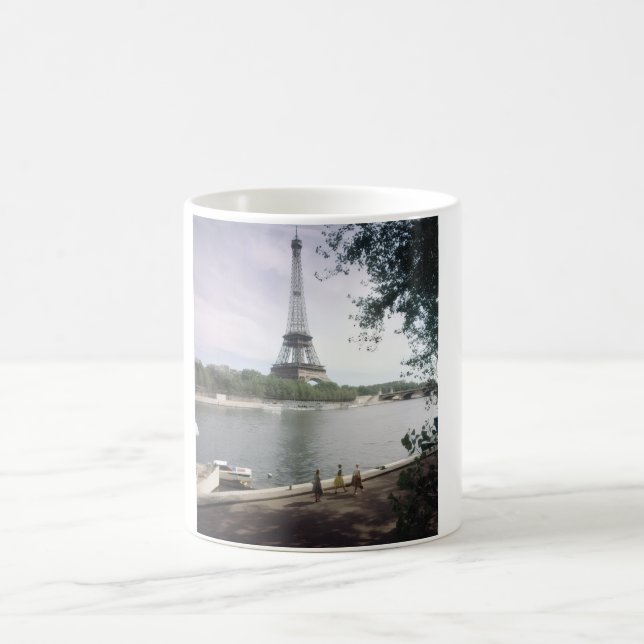 Der Eiffelturm. Paris, etwa 1960. Kaffeetasse (Mittel)