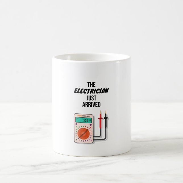 Der Elektriker hat gerade Geschenke für den Elektr Kaffeetasse (Mittel)