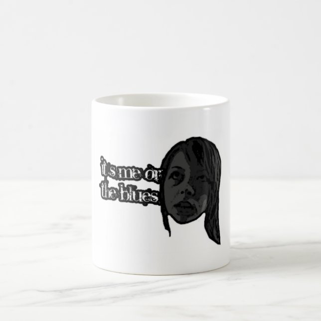 Der Entwurf Dayna "es ist ich oder die Blues " Tasse (Mittel)