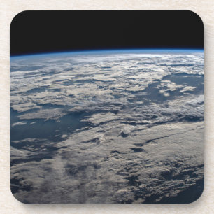 Der Erdwall über einem bewölkten Western Australie Getränkeuntersetzer