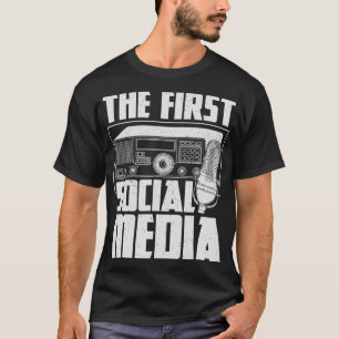 Der erste Social-Media-Funkamateur Amateurfunk-Op T-Shirt