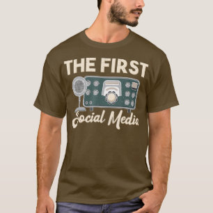 Der erste Social Media Funny Retro Ham Radio Vater T-Shirt