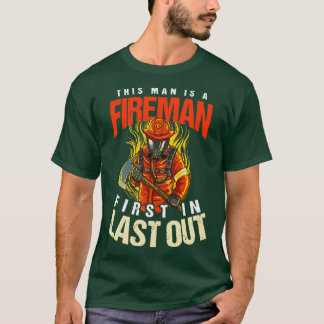Der Feuerwehrmann in der Wildnis als Erstes T-Shirt
