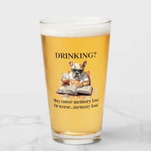 Der französische Bulldogge Lese Drink kann Gedächt Glas