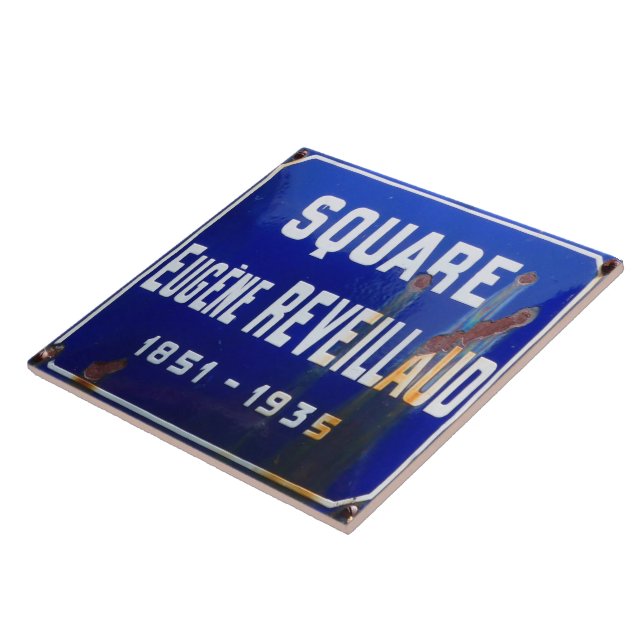 Der französische Platz. Fliese (Seite)