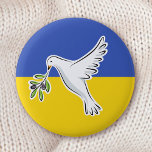 Der Frieden unter ukrainischer Flagge in der Ukrai Button<br><div class="desc">Ukraine Anti-Krieg-Taste mit einer weißen Taube mit einem Olivenzweig auf einem blauen und gelben ukranischen Fahnen Hintergrund.</div>
