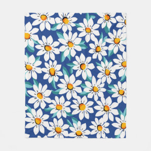 Der Frühling donnert: trendige Blumenmuster. Fleecedecke
