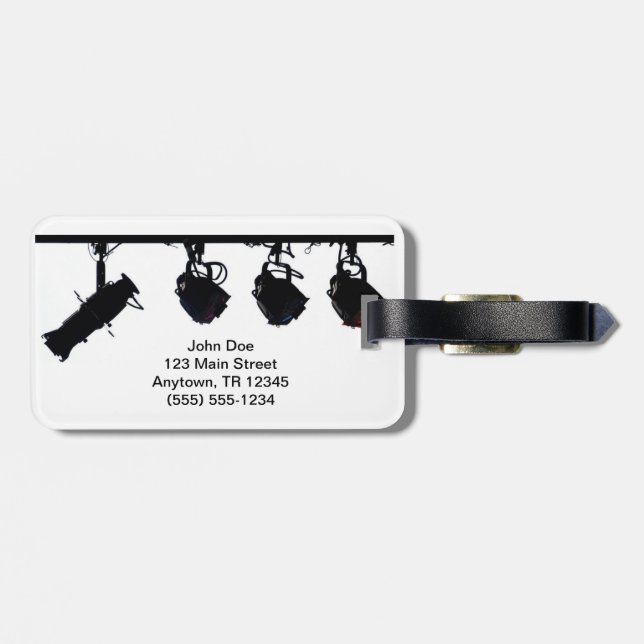 Der Gepäckanhänger der hellen Person (Rückseite horizontal)