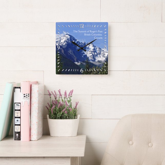 Der Gipfel der "Pass Wall Clock" von Roger Quadratische Wanduhr (Lesesaal)