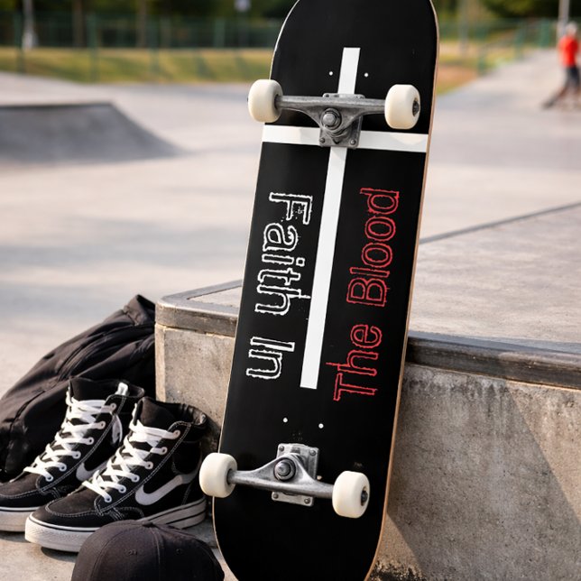 Der Glaube an das Christliche Blutkreuz Skateboard (Von Creator hochgeladen)