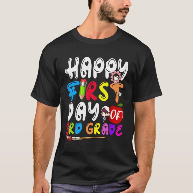 Der glückliche erste Tag des 3. T-Shirt (Vorderseite)