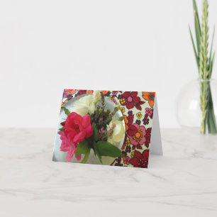 Der glückliche Tag der Mutter: Blumen u. Vintages Karte