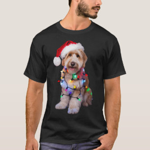 Der goldene Doodle in der Weihnachtsmannmütze wühl T-Shirt