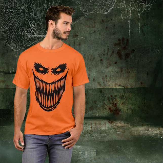 Der grinsende T - Shirt (Von Creator hochgeladen)