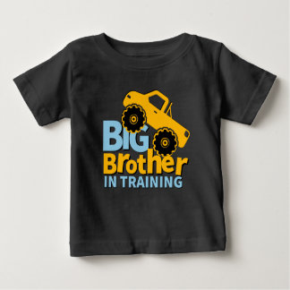 Der große Bruder des Jungen im Training, die Ankün Baby T-shirt