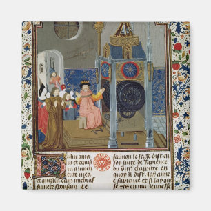 Der Haushalt, der die seltene Uhr des Meisters Magnet