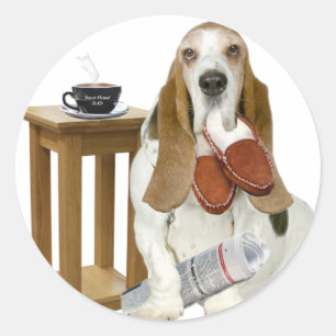 Der Helfer Basset Hound-Vatis Runder Aufkleber