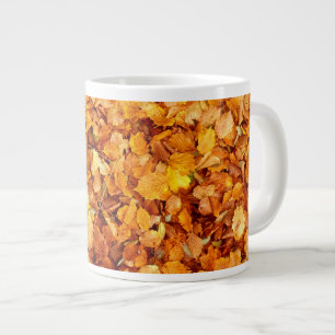 Der Herbst hinterlässt große Tasse