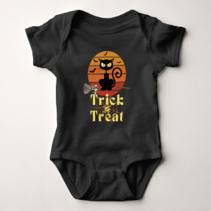 Der Hexenschwarz-Katze-Trick oder das Treatabenteu Baby Strampler