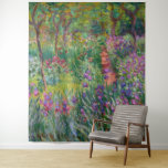 Der Iris-Garten in Giverny von Claude Monet Wandteppich<br><div class="desc">Der von Claude Monet gemalte Iris-Garten in Giverny. Circa 1900. Dieses Bild ist öffentlich zugänglich.</div>