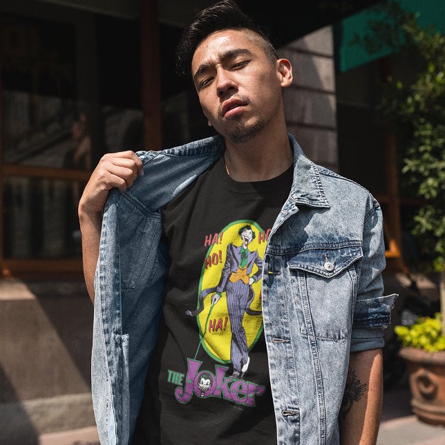 Der Joker hat zwei Ketten T-Shirt (Person wearing t-shirt)