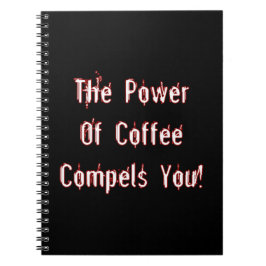 Der Kaffee zwingt zum Weißen Notizblock