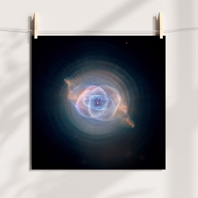 Der Katzenaugennebel 12x12 Poster (The Cat's Eye Nebula 12x12 Poster)