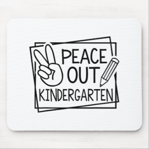 Der Kindergarten am letzten Schultag Mousepad