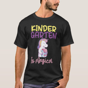 Der Kindergarten ist ein magisches Einhorn T-Shirt