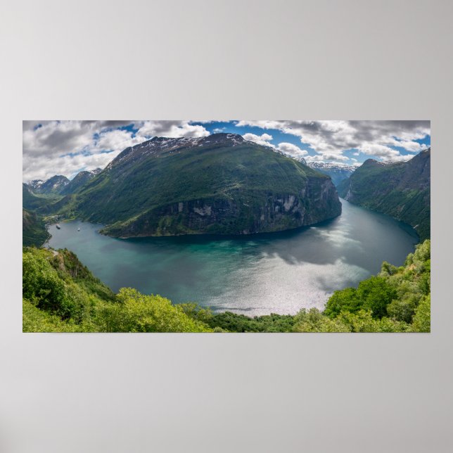 Der komplette Geirangerfjord im Panoramaposter Poster (Vorne)