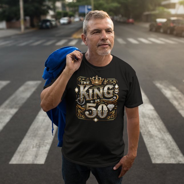 Der König ist 50 Glam Retro Typografie Design Tri-Blend Shirt (Von Creator hochgeladen)