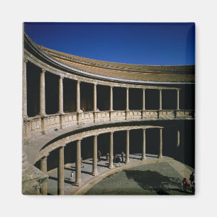 Der Kreishof des Palastes von Charles Magnet