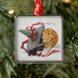 Der Kuss der Hexe: ein Kürbislaterne an Halloween Ornament Aus Metall